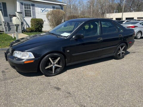 2002 Volvo S40 for sale at Paramount Motors in Taylor MI
