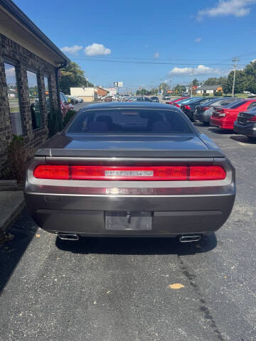 2013 Dodge Challenger SXT