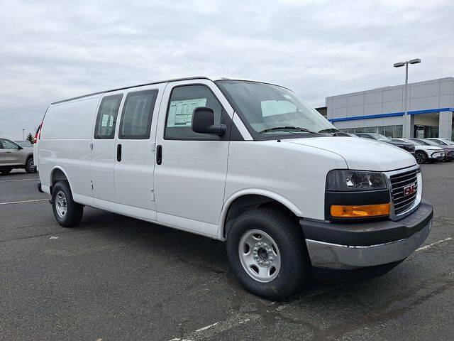 2026 GMC Savana 3500