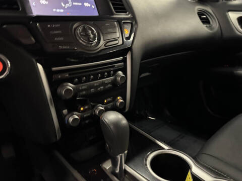 2019 Nissan Pathfinder S