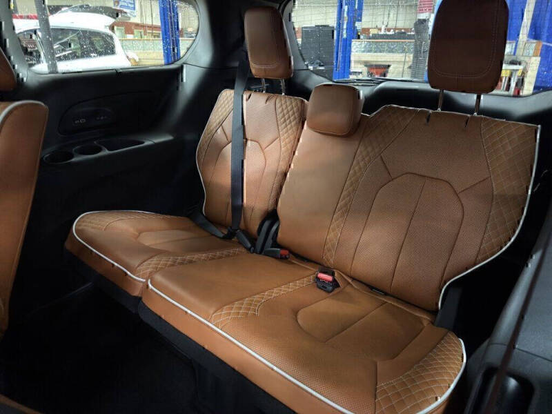 2026 Chrysler Pacifica Pinnacle