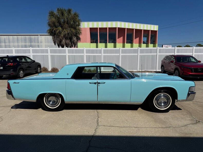 1965 Lincoln Continental