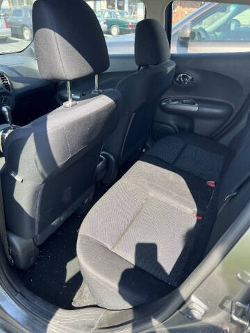 2011 Nissan JUKE S