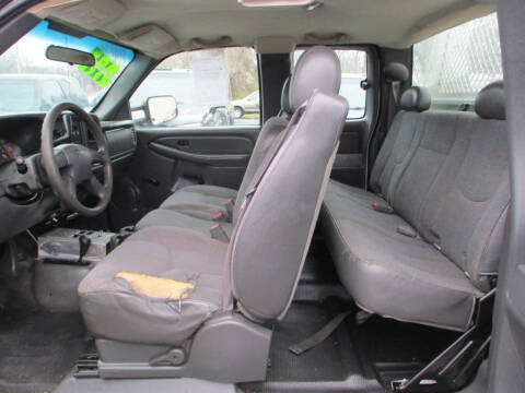 2005 GMC Sierra 2500HD