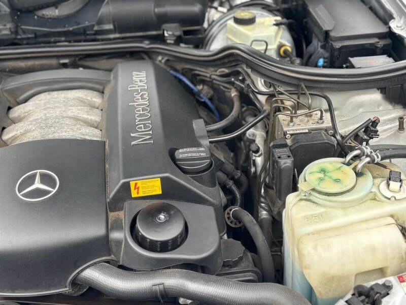 1999 Mercedes-Benz E-Class E 320