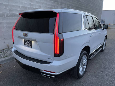 2025 Cadillac Escalade Luxury