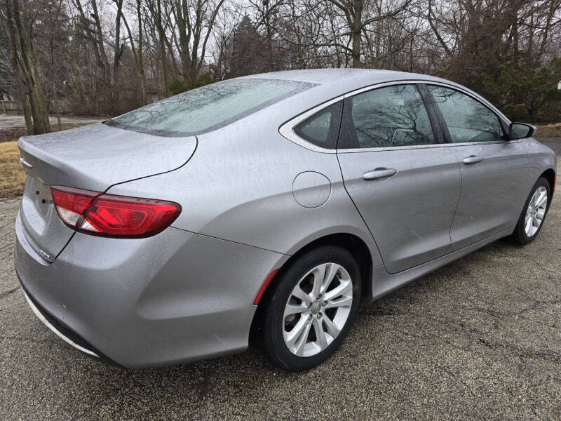 2015 Chrysler 200 Limited