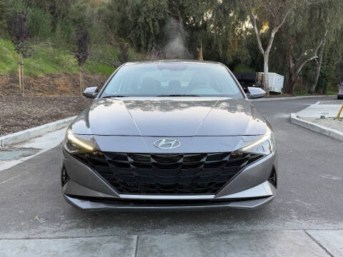 2022 Hyundai Elantra Hybrid Blue