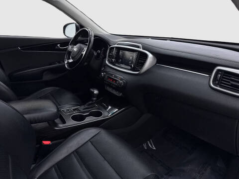 2020 Kia Sorento EX V6