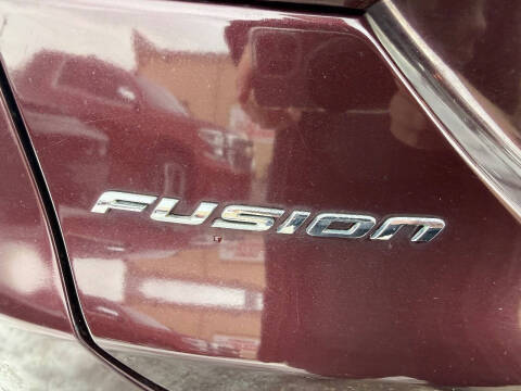 2013 Ford Fusion SE