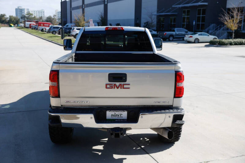 2018 GMC Sierra 2500HD Denali