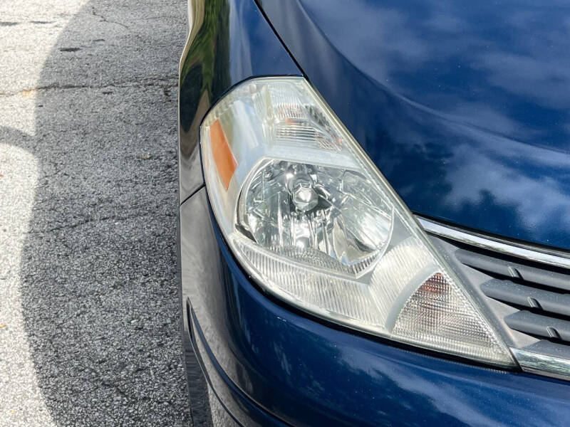 2007 Nissan Versa 1.8 SL