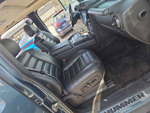 2005 HUMMER H2