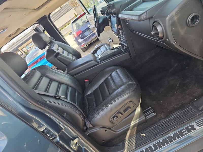 2005 HUMMER H2