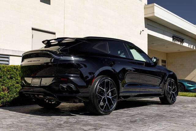 2025 Aston Martin DBX 707