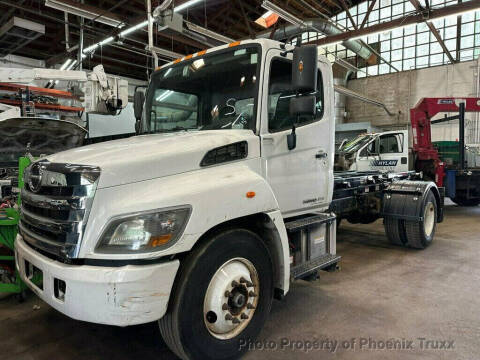 2016 Hino 258/268