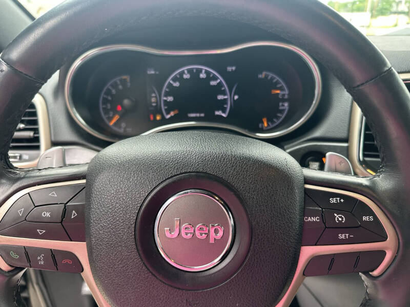 2017 Jeep Grand Cherokee Laredo