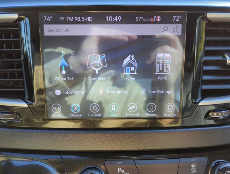 2020 Chrysler Pacifica Hybrid Touring L