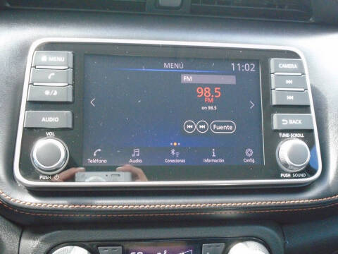 2020 Nissan Kicks SR