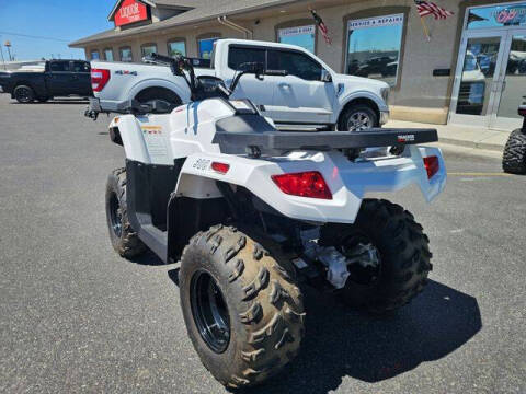 2022 Tracker Off Road
