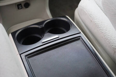 2013 Toyota Sienna LE 7-Passenger Auto Access Seat