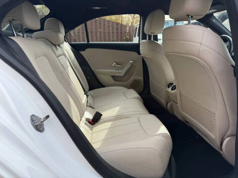 2019 Mercedes-Benz A-Class A 220