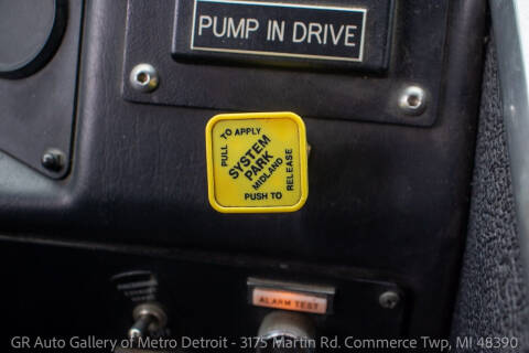 2001 Hendrickson Firetruck