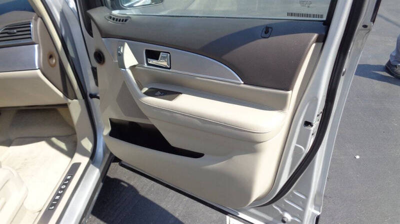 2011 Lincoln MKX