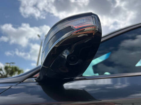 2023 Genesis G70