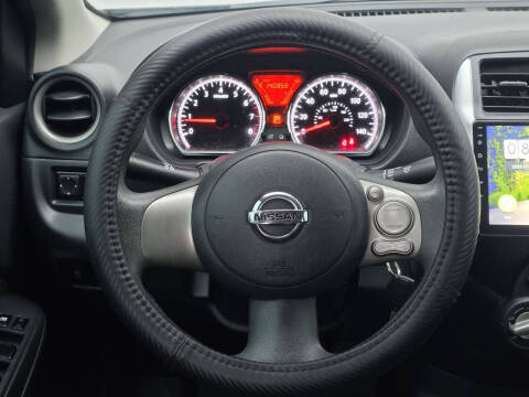 2013 Nissan Versa 1.6 SV