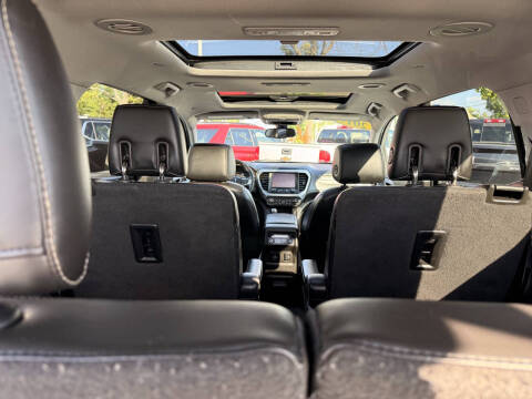 2017 GMC Acadia SLT-1