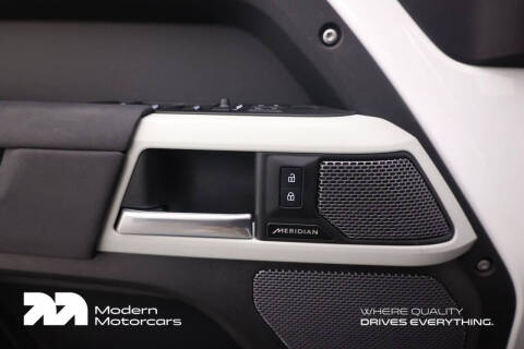2023 Land Rover Defender