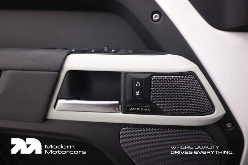 2023 Land Rover Defender