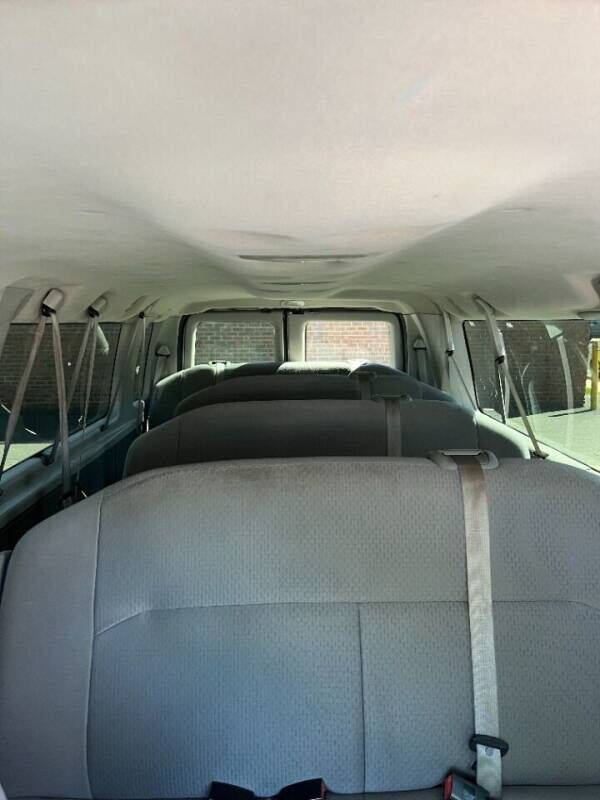 2008 Ford E-Series E-350 SD XLT