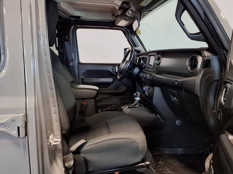 2022 Jeep Gladiator Willys