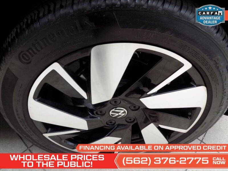 2024 Volkswagen Taos SEL 4Motion