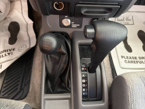 2000 Nissan Frontier XE-V6