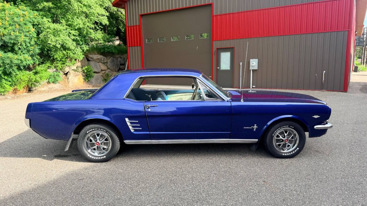 1966 Ford Mustang 28
