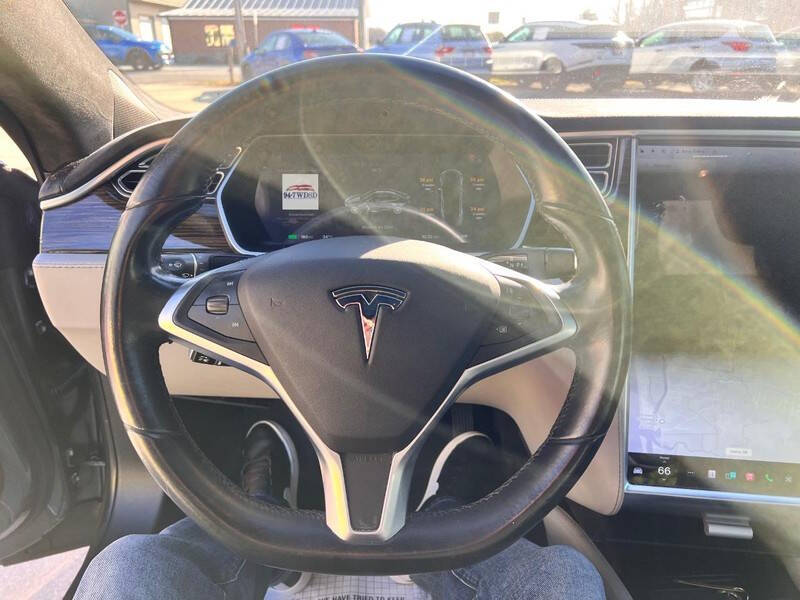 2014 Tesla Model S