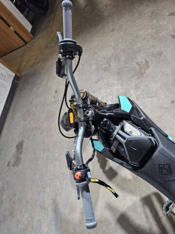 2025 SurRon HYPER BEE