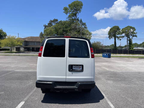 2020 Chevrolet Express 2500