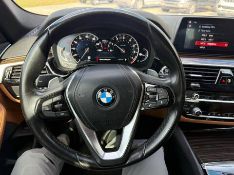 2019 BMW 5 Series 530i