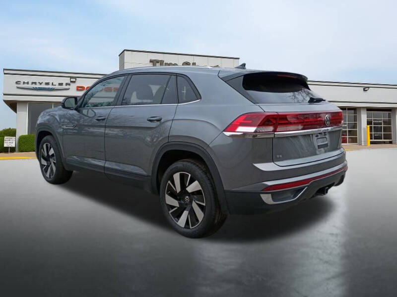 2025 Volkswagen Atlas Cross Sport SE 4Motion