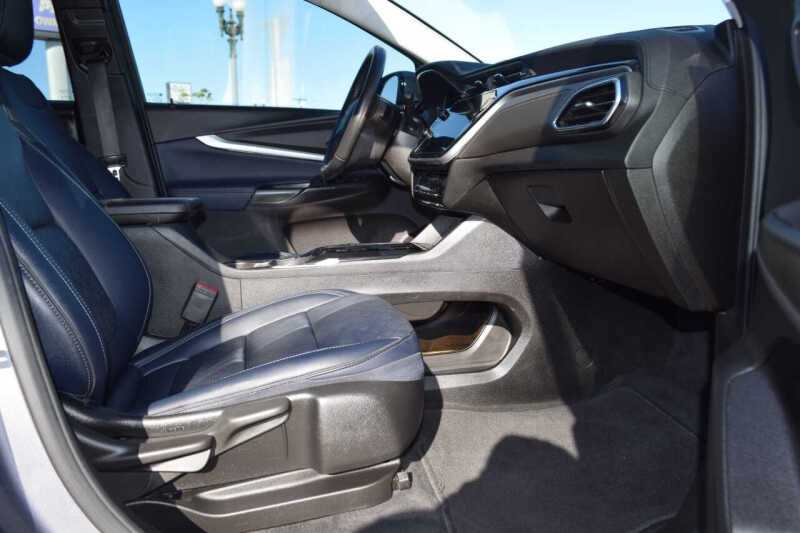 2023 Chevrolet Bolt EUV LT