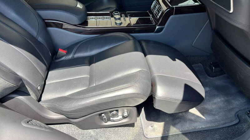 2016 Land Rover Range Rover SVAutobiography LWB