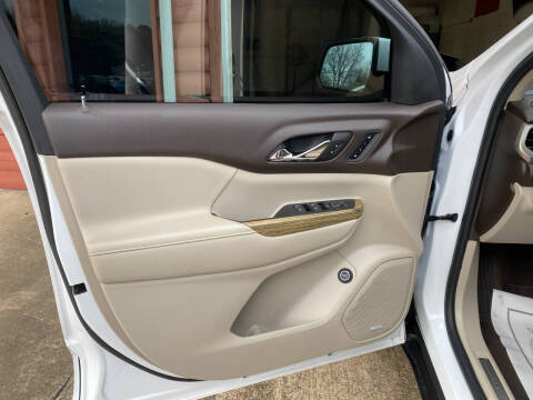 2017 GMC Acadia Denali