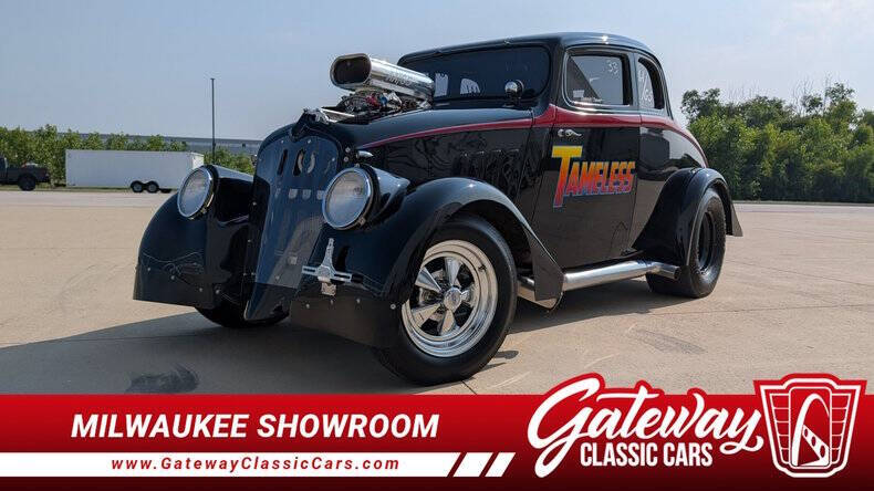 1933 Willys Coupe