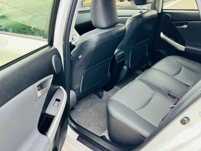 2013 Toyota Prius Four