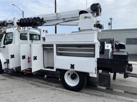 2015 Freightliner M2 106