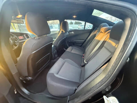 2017 Dodge Charger SE